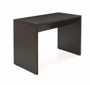 hoge bartafel met dichte zijkanten